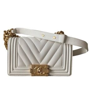 2024 Chanel Leather Chain bag